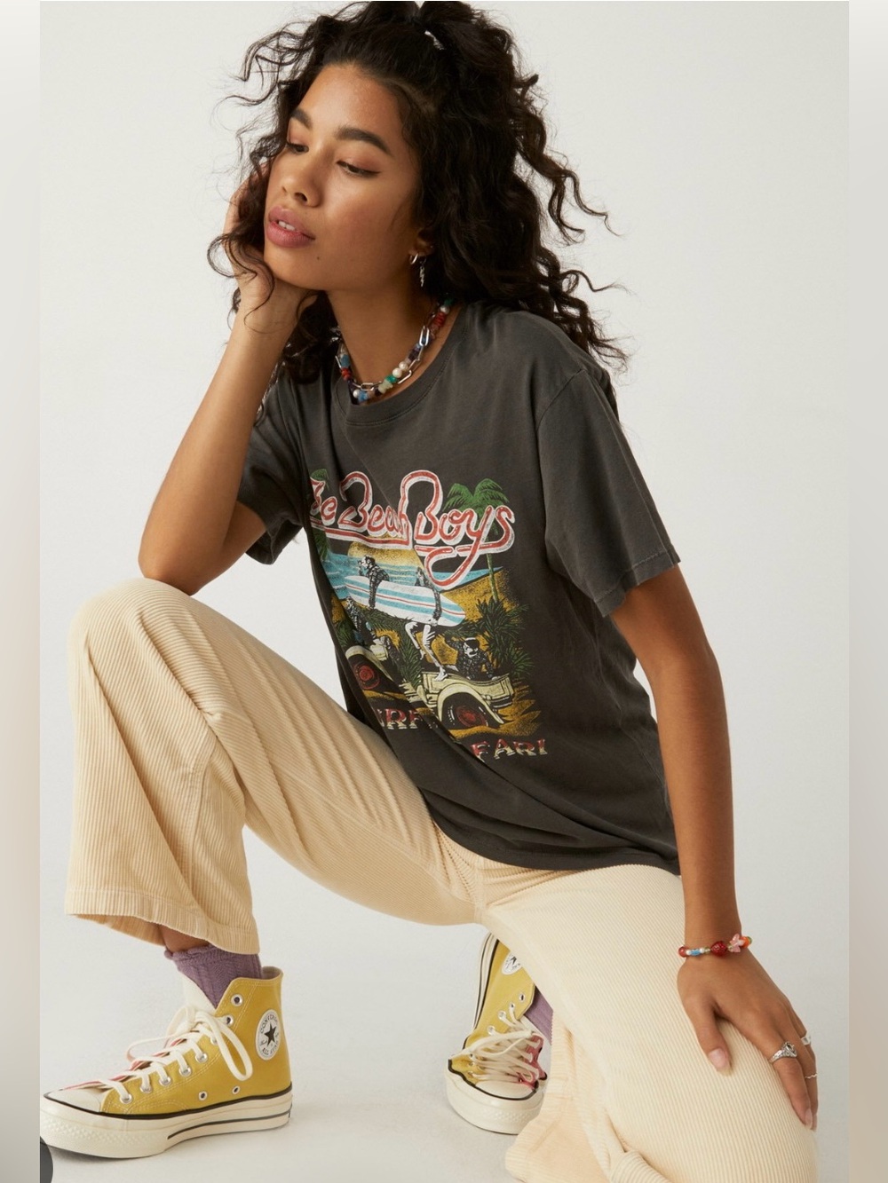 Daydreamer Beach Boys Surfin’ Safari Boyfriend Tee in Vintage Black - Picture 3 of 9